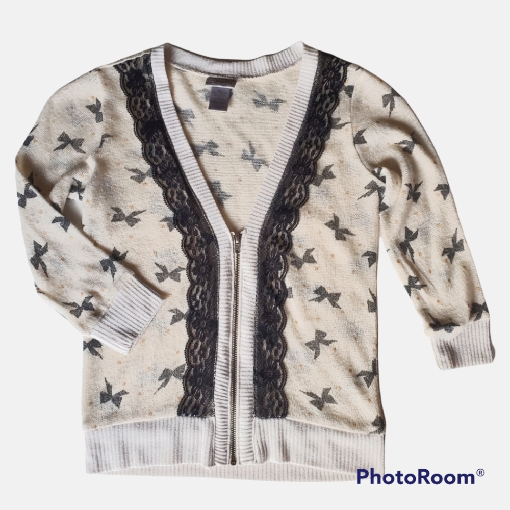DayTrip • Zip-Up • Lacy • Size Medium • 3/4 Sleeved Cardigan